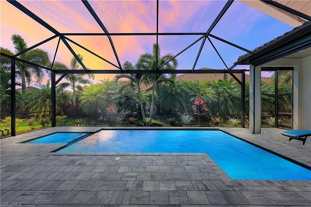 8663 Amour Ct