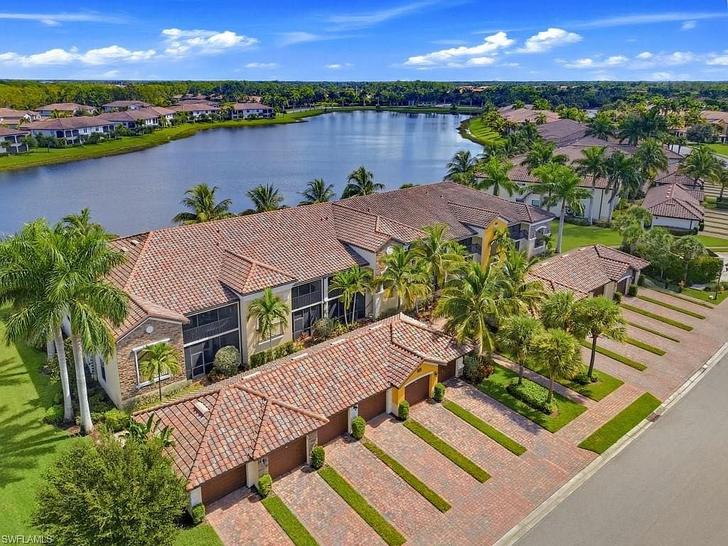 Aerial view, 9529 Avellino Way #2815